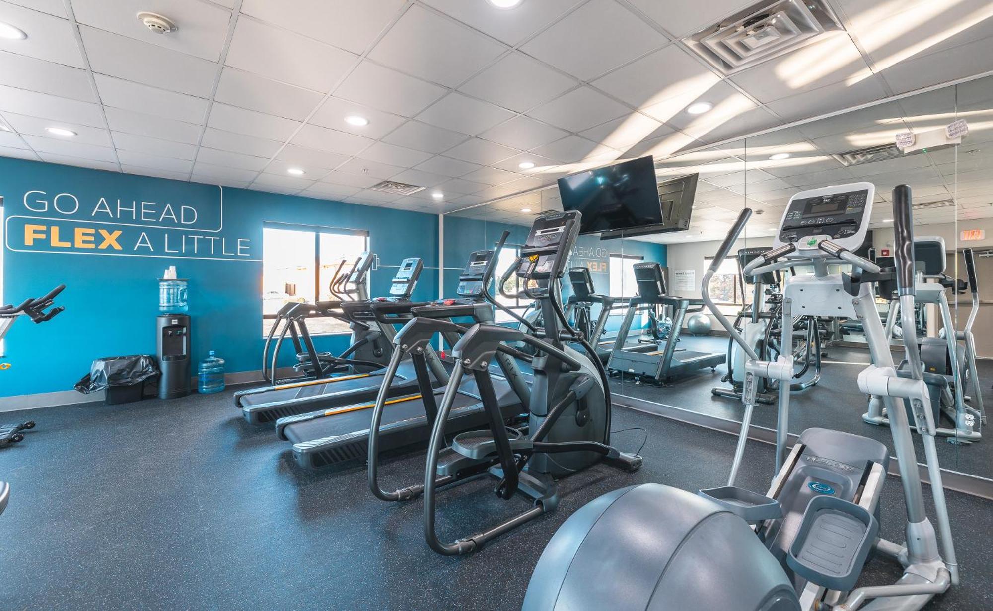 Holiday Inn Express Hotel And Suites Saint Robert By Ihg Ngoại thất bức ảnh