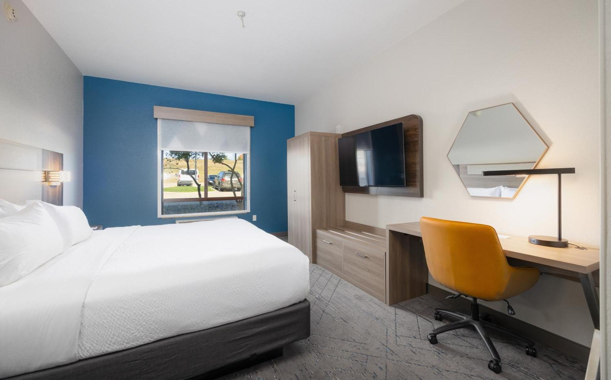 Holiday Inn Express Hotel And Suites Saint Robert By Ihg Ngoại thất bức ảnh